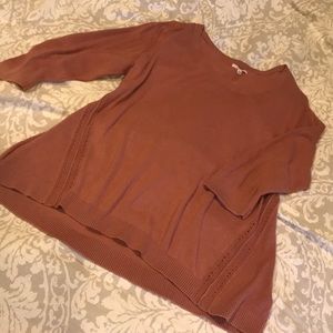 Light weight sweater